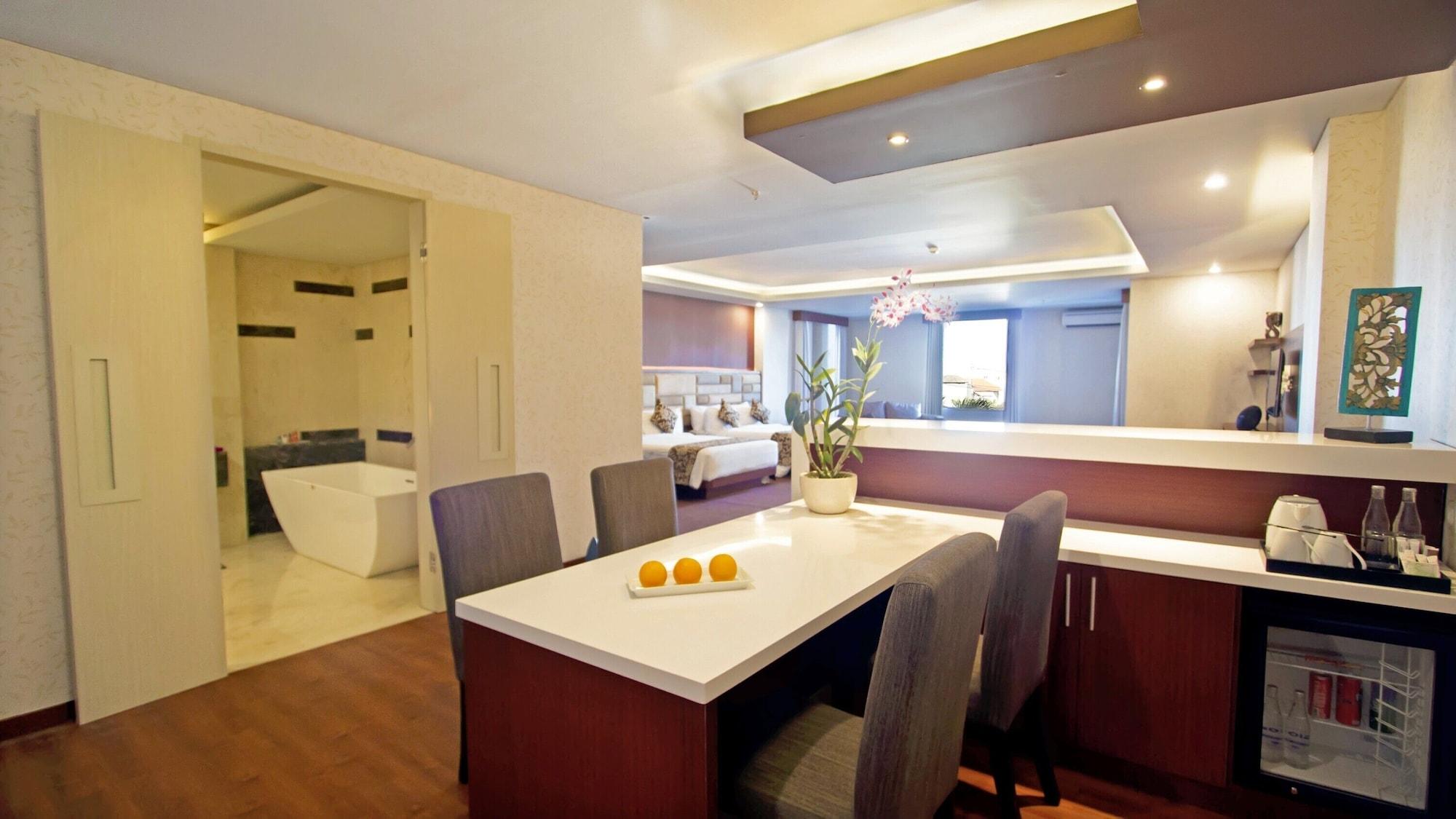 Hotel Quest San Denpasar By Aston Exterior foto