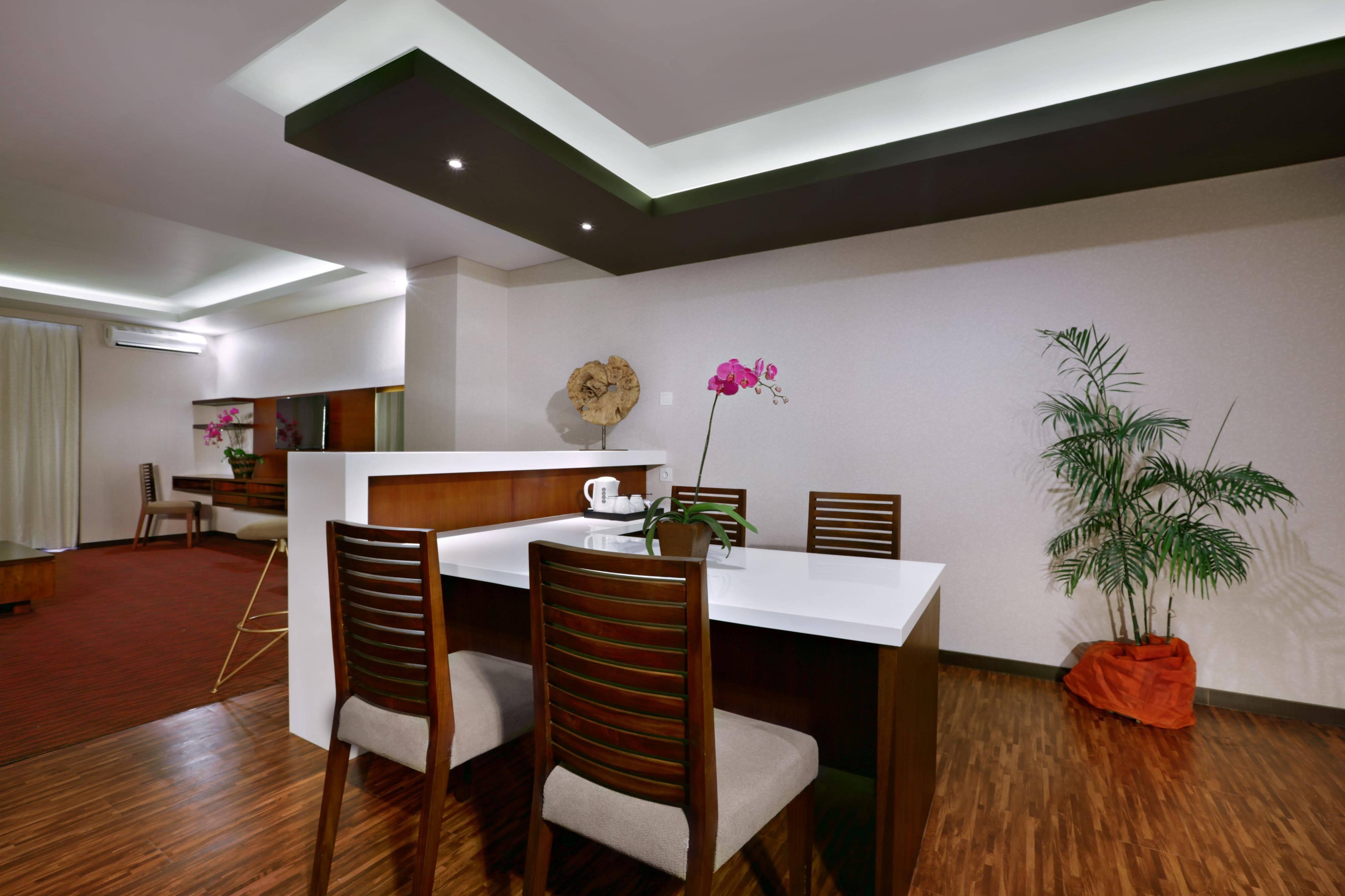 Hotel Quest San Denpasar By Aston Exterior foto